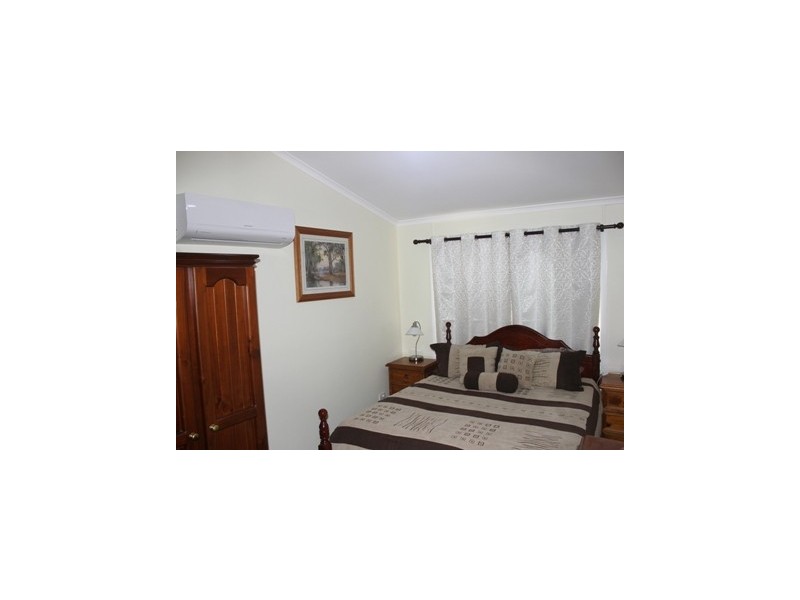 8 Carlisle Street, Williamstown SA 5351