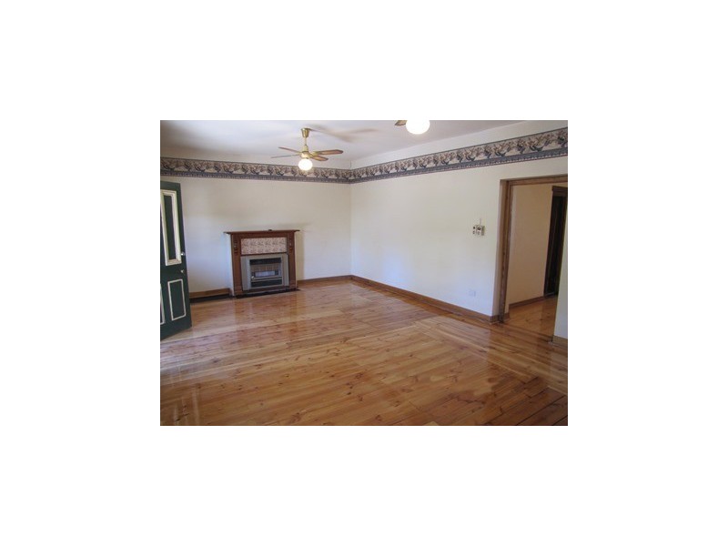 2 Queen Street, Kapunda SA 5373