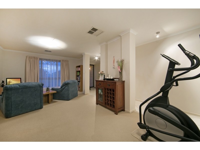 12 Creedon Close, Evanston Park SA 5116