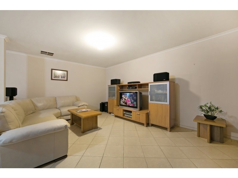 12 Creedon Close, Evanston Park SA 5116