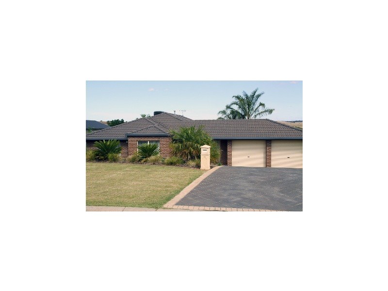 4 Osprey Parade, Hewett SA 5118