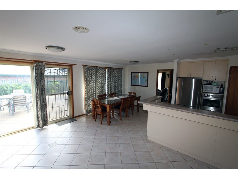 4 Osprey Parade, Hewett SA 5118