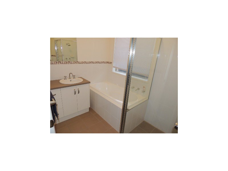 3 Salmon Gum Cres, Blakeview SA 5114