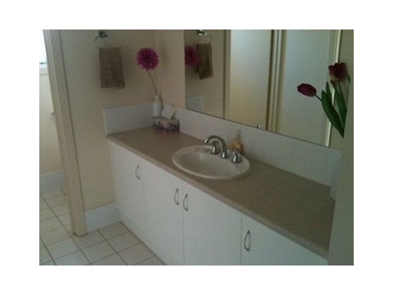 21 Bagot St, Kapunda SA 5373