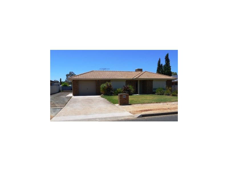2 Baird Street, Nuriootpa SA 5355