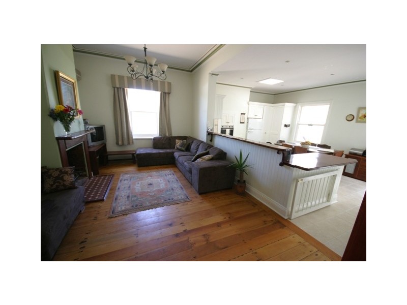 27 Fourth Street, Nuriootpa SA 5355