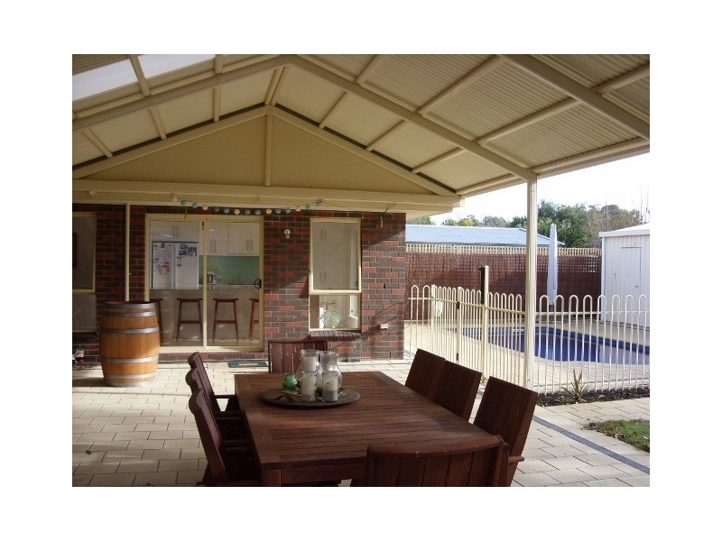 7 Armstrong Avenue, Nuriootpa SA 5355