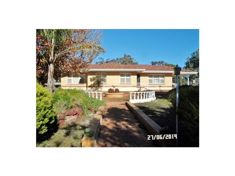 36  Murray Street, Greenock SA 5360