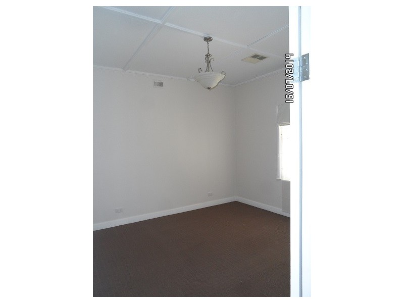 8 Sibley Street, Angaston SA 5353