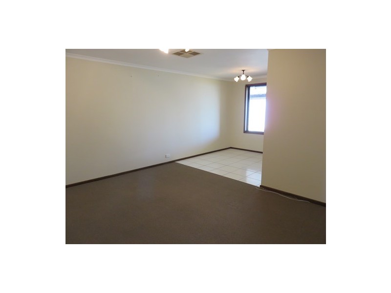 26 Window Road, Willaston SA 5118