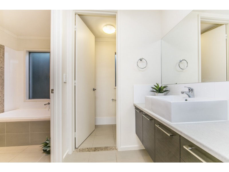 12 Keane Court, Evanston Park SA 5116