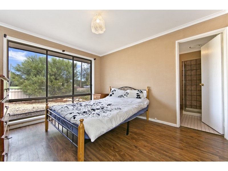 28 Main Street Owen via, Mallala SA 5502