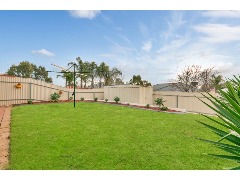 4 Chestnut Grove, Blakeview SA 5114
