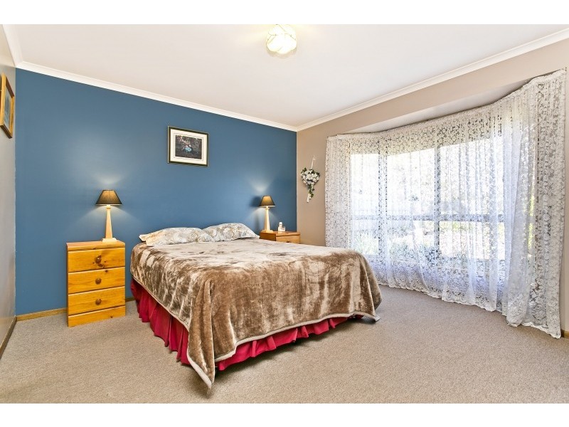 15 Holmes Street, Willaston SA 5118