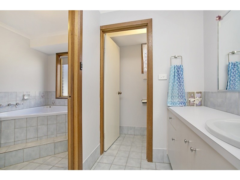 2 Symes Court, Willaston SA 5118