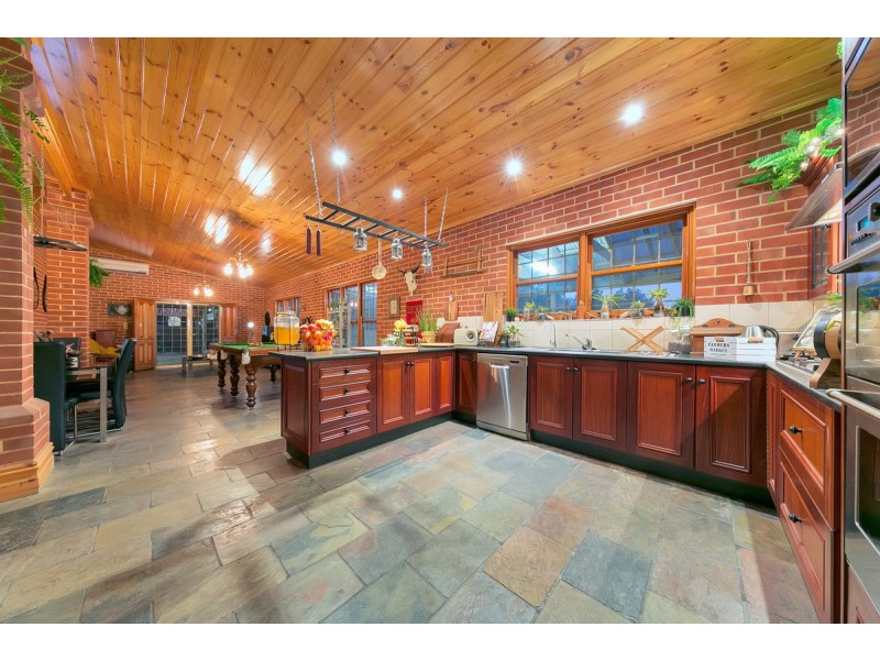 23 Main North Road, Willaston SA 5118