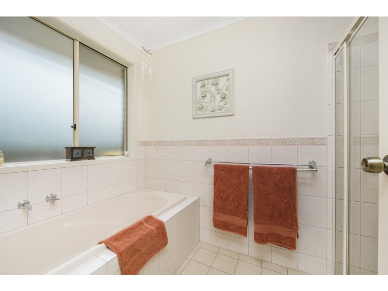 2 Rogers Court, Evanston Park SA 5116