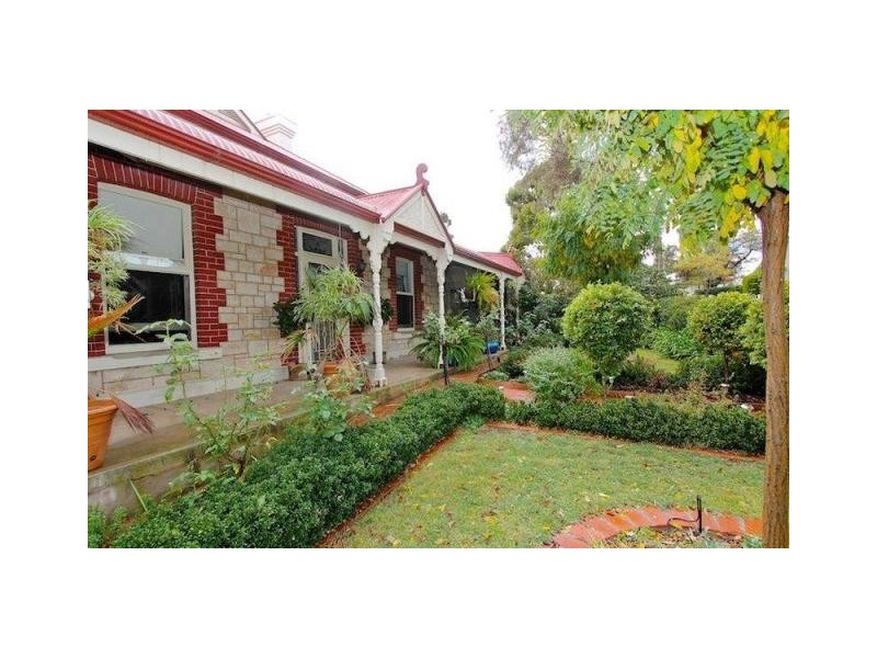 18 Lyndoch Road, Gawler East SA 5118