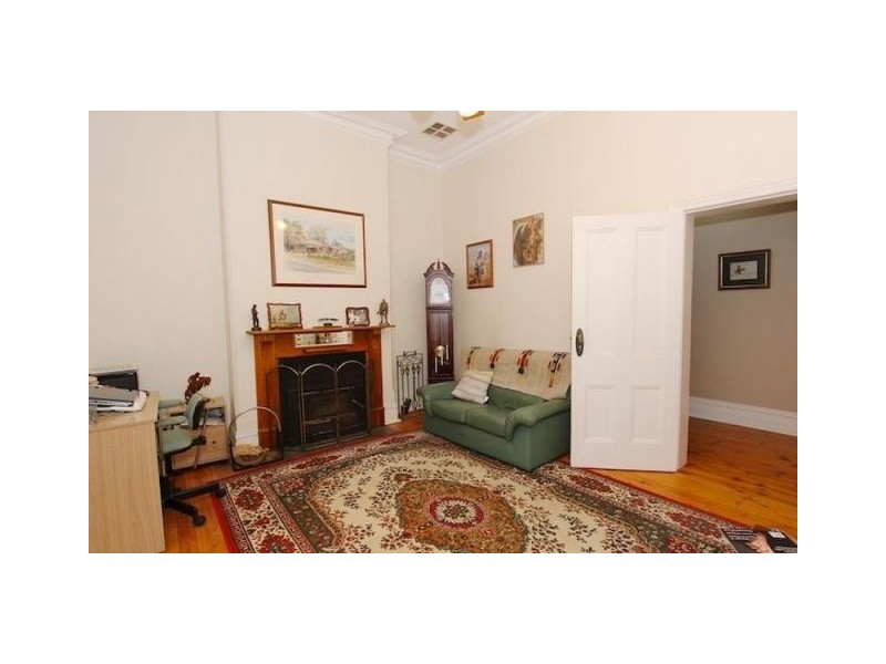 18 Lyndoch Road, Gawler East SA 5118