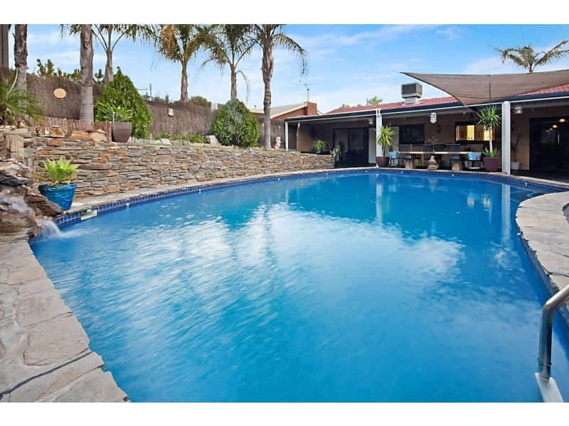 33 Edward Street, Willaston SA 5118