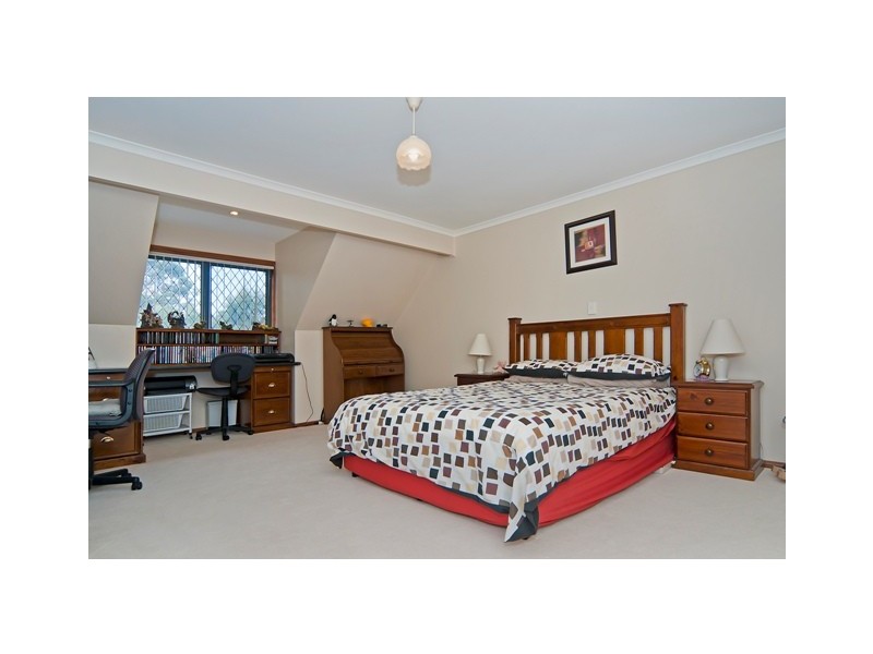 17 Hemaford Grove, Gawler East SA 5118