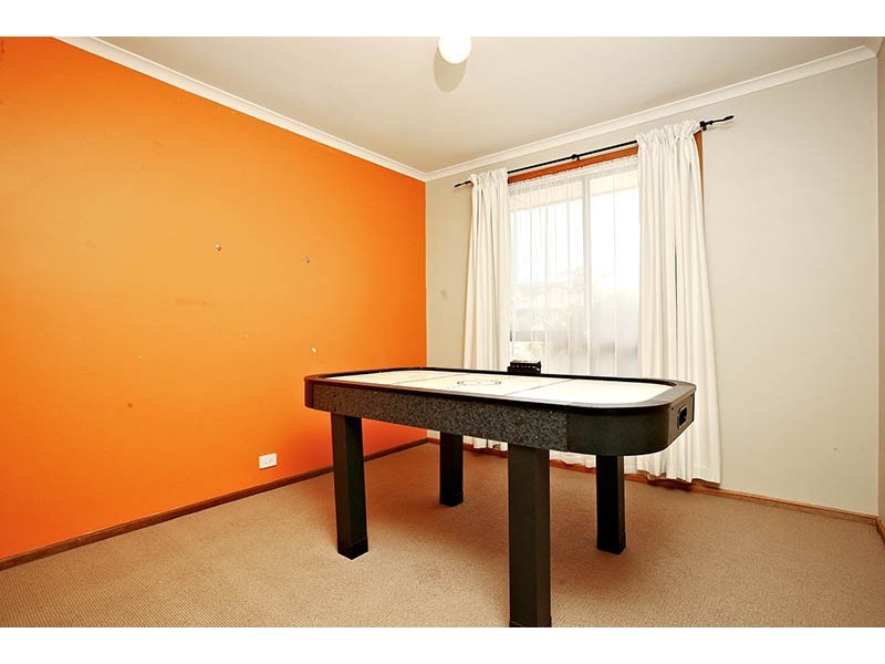 1 Siostrom Court, Willaston SA 5118