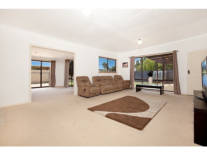 53 Railway Crescent, Evanston SA 5116