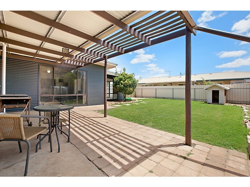 53 Railway Crescent, Evanston SA 5116