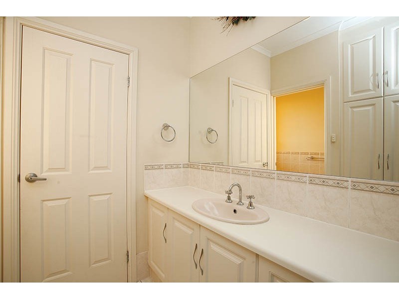 4 Thornton Street, Angle Vale SA 5117