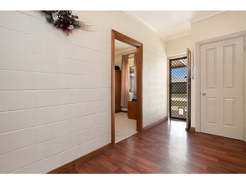 6 Main Street, Owen SA 5460