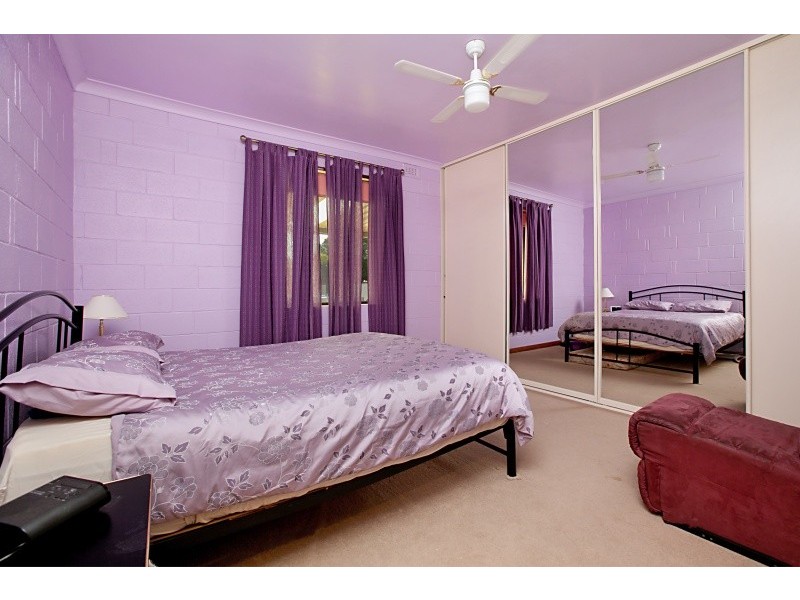 6 Main Street, Owen SA 5460