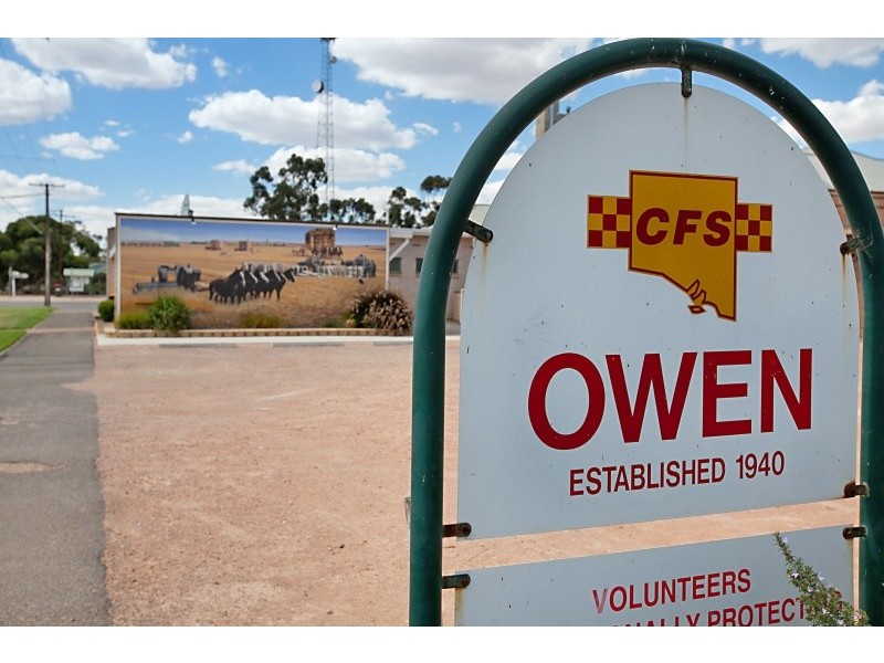 6 Main Street, Owen SA 5460