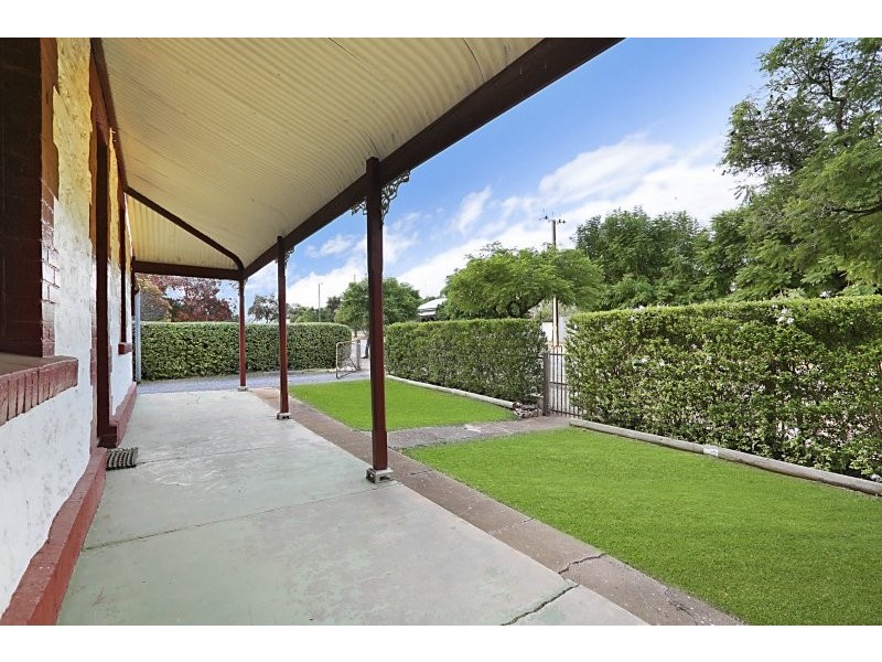 33 Gilbert Street, Hamley Bridge SA 5401