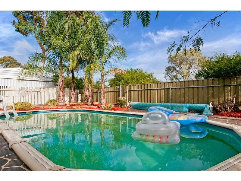 6 Warragal Court, Andrews Farm SA 5114