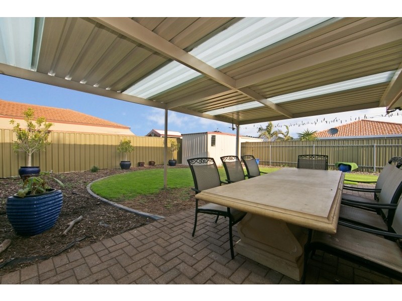 4 Hughes Street, Andrews Farm SA 5114