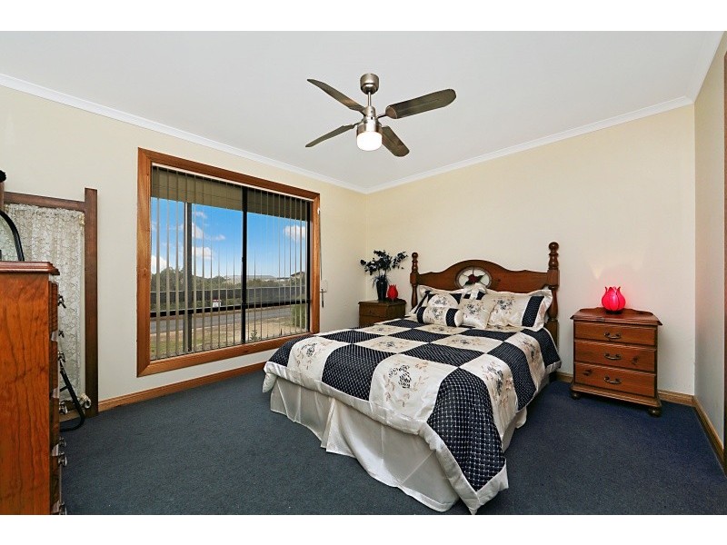 8 Shearwater Way, Thompson Beach SA 5501