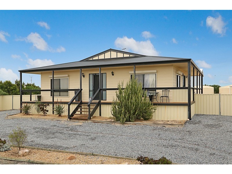 8 Shearwater Way, Thompson Beach SA 5501