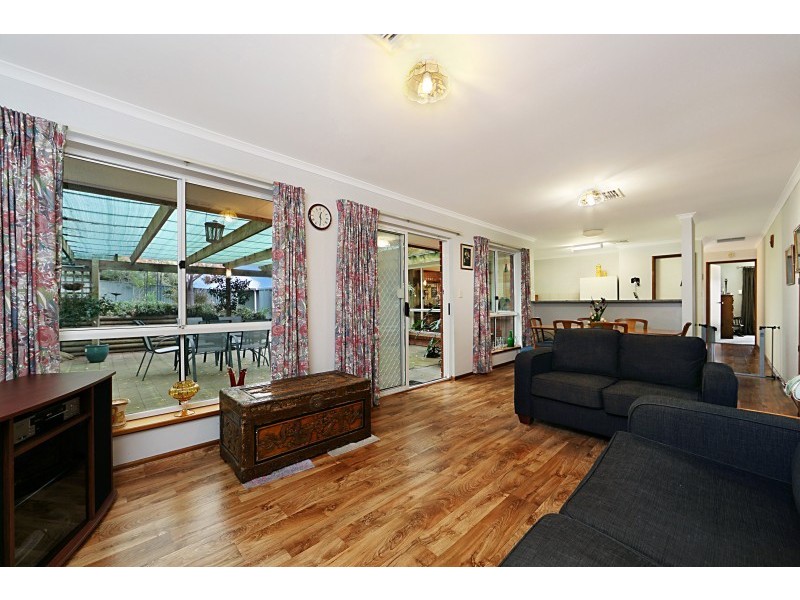 16 Willow Garden, Hillbank SA 5112