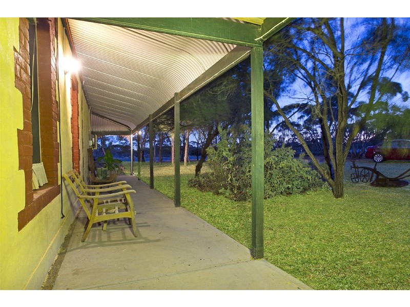 8469 Thiele Highway, Bower SA 5374