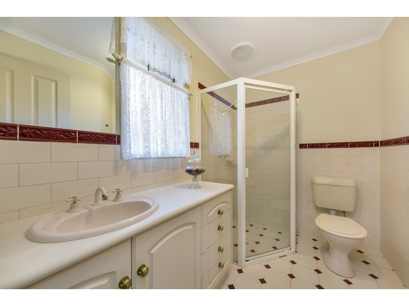 39 Whinnen Street, Evanston Park SA 5116