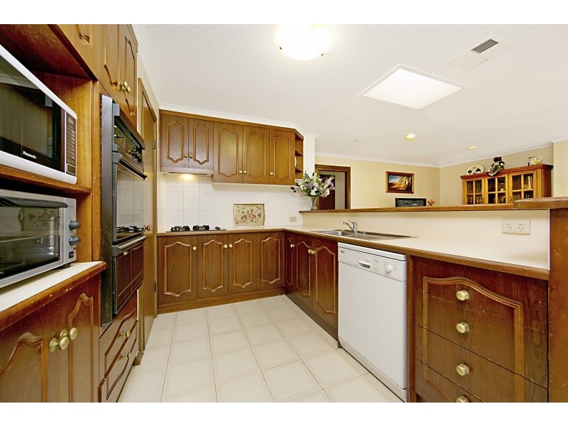 9 Lithgow Court, Redwood Park SA 5097