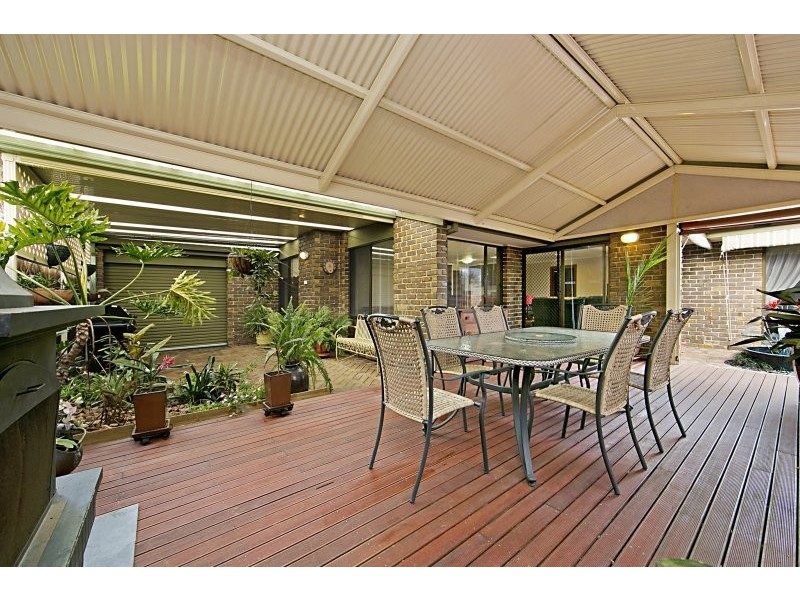 9 Lithgow Court, Redwood Park SA 5097