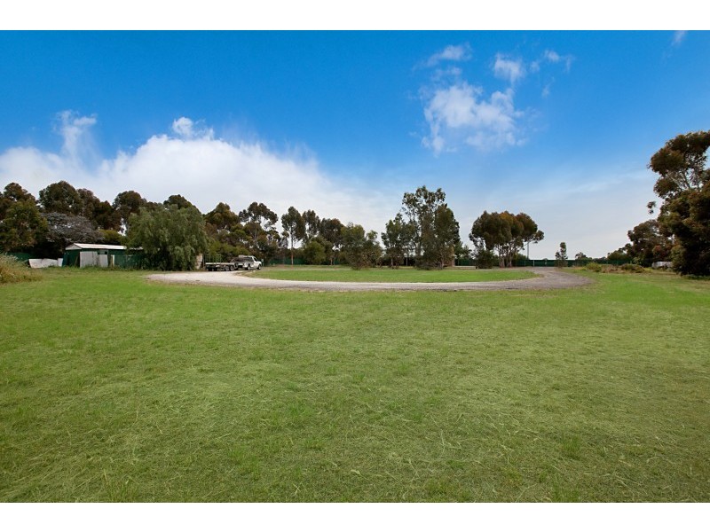 68 Dawkins Rd, Lewiston SA 5501