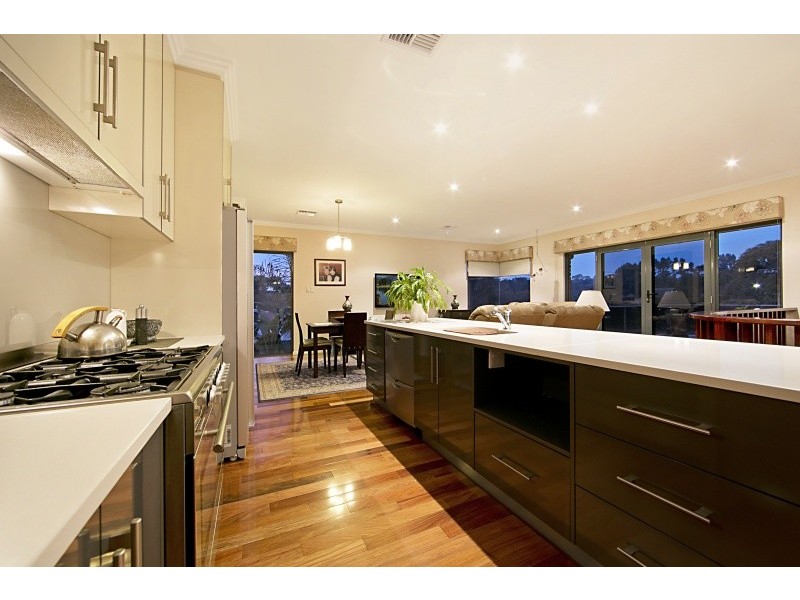 2 Whiteman Road, Williamstown SA 5351