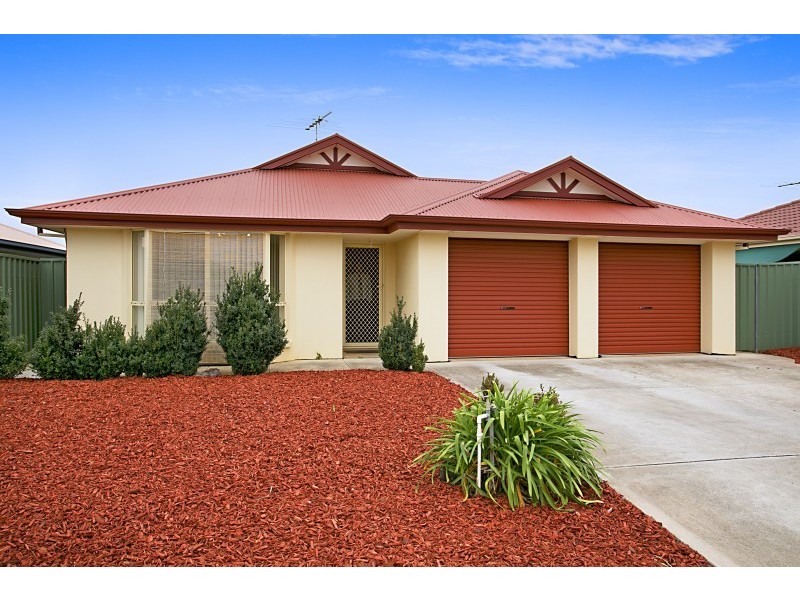 3 Selway Place, Evanston Park SA 5116