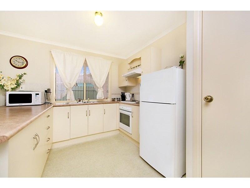 3 Selway Place, Evanston Park SA 5116