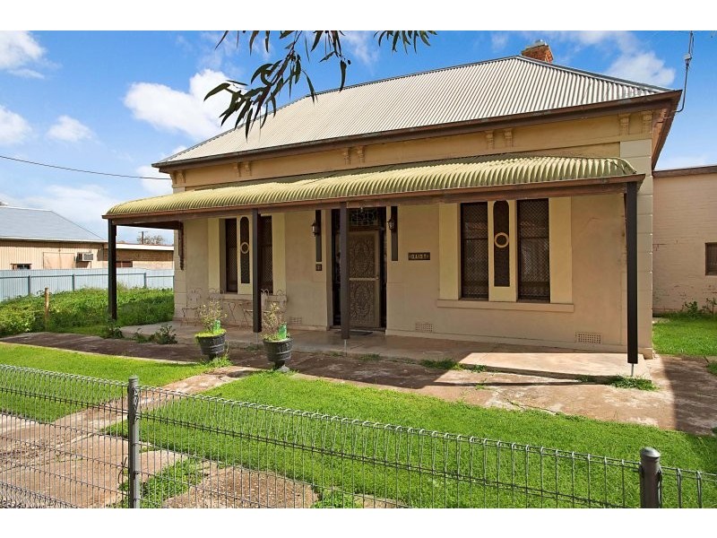 2 Main Street, Owen SA 5460