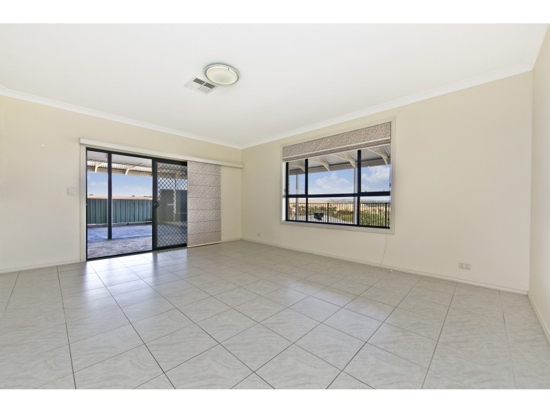 12 Lorikeet Grove, Hewett SA 5118