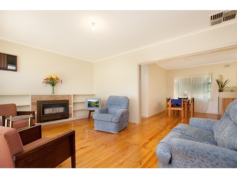 1 McKinlay Avenue, Gawler East SA 5118