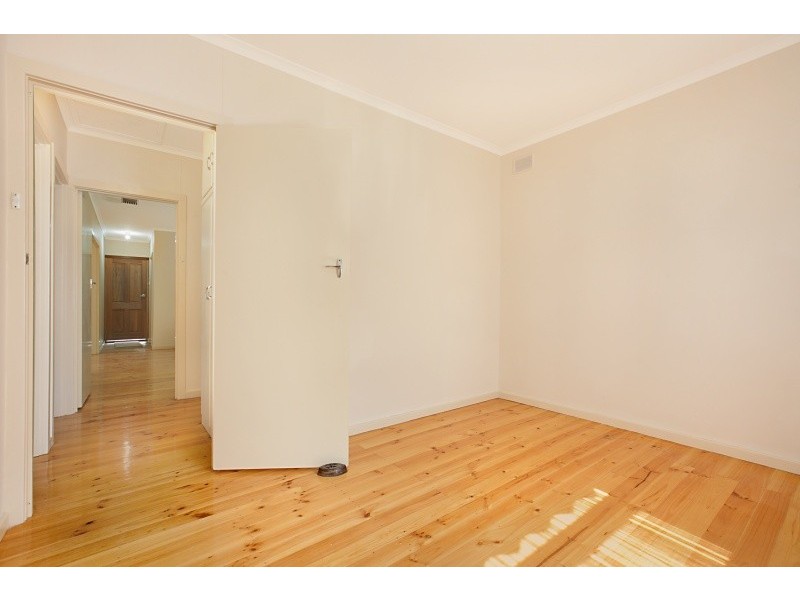 1 McKinlay Avenue, Gawler East SA 5118